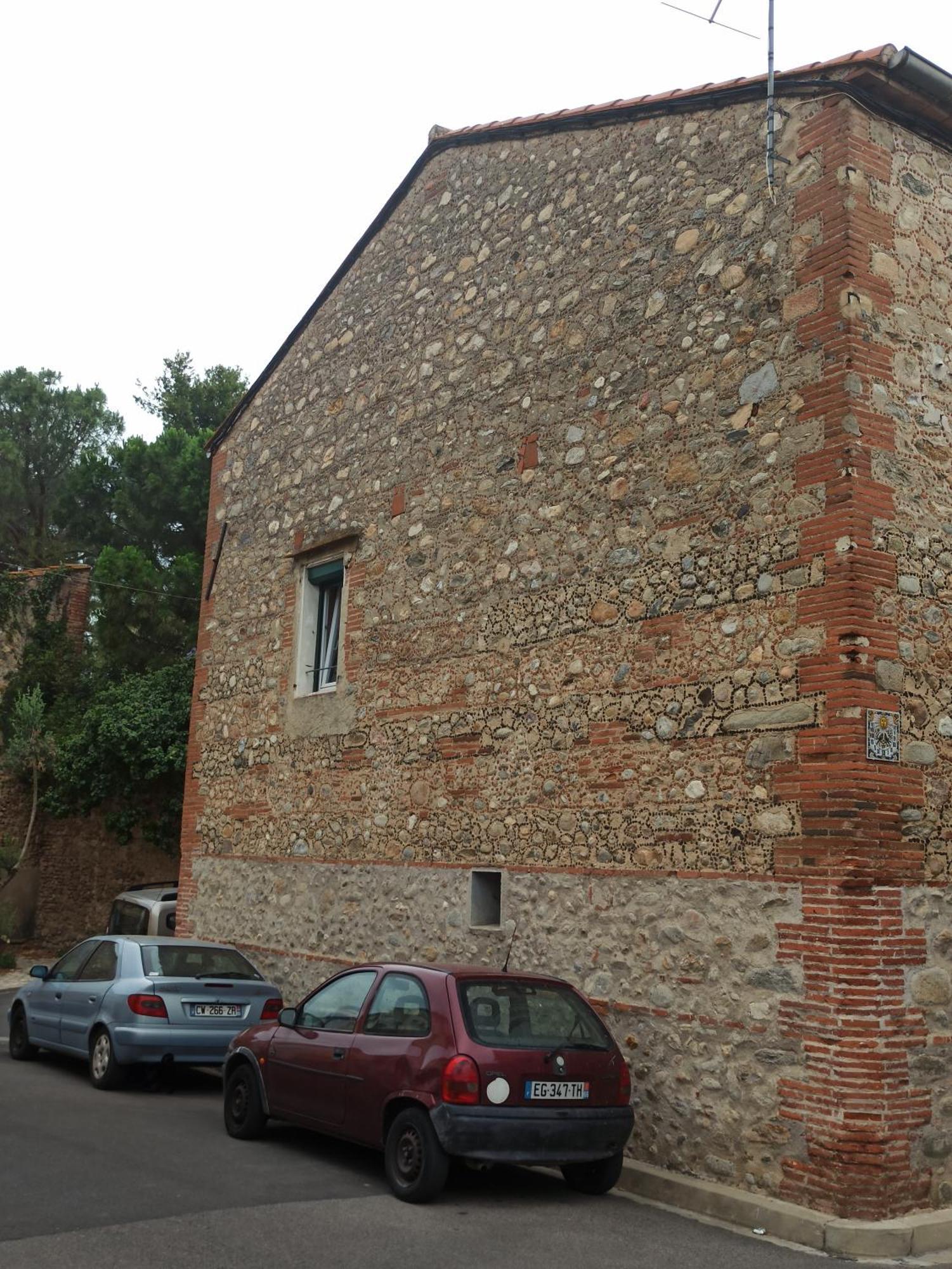 Maison Familiale Centenaire De Vigneron Montescot Exterior photo